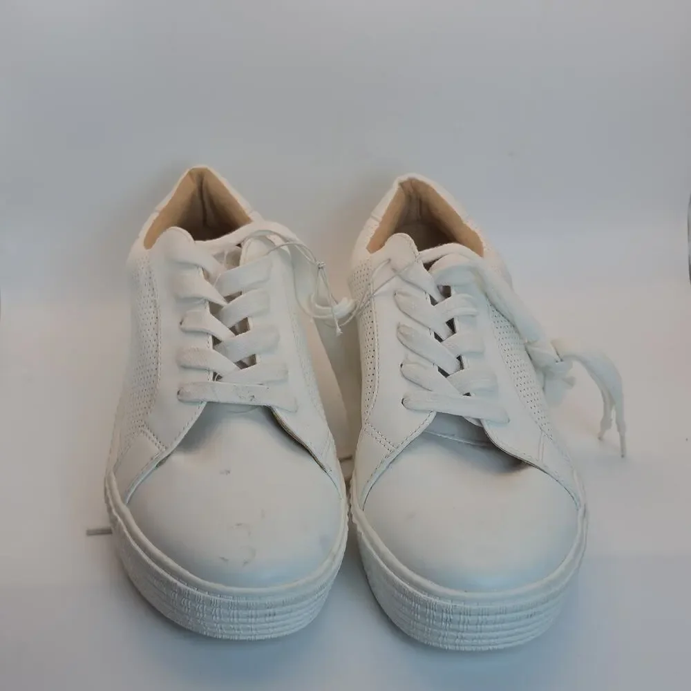 Steve Madden Toliver Women's Size 10 White Perforated Platform Sneakers Leather